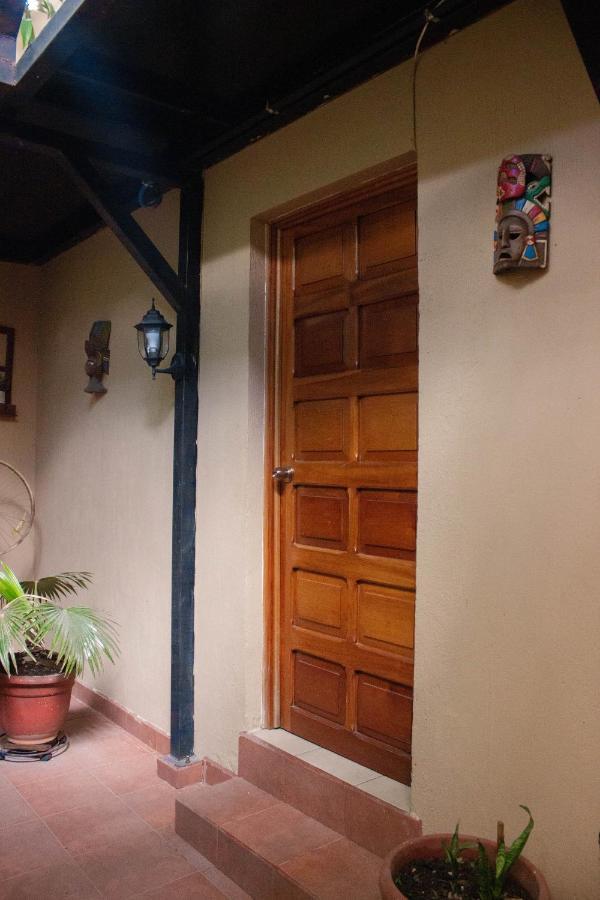 Casa Irma Hotell Guatemala City Eksteriør bilde